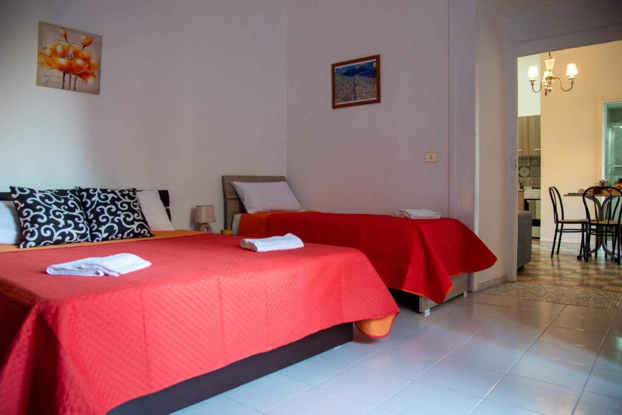 Domus Anticaglia By Domusextra Apartment เนเปิลส์ ภายนอก รูปภาพ